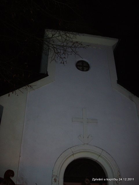 Vánoční zpívání u kapličky v Doubí 2011